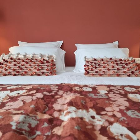 Sous La Houlette, Suites, Piscine Interieure Et Sauna Villers-la-Ville Dış mekan fotoğraf